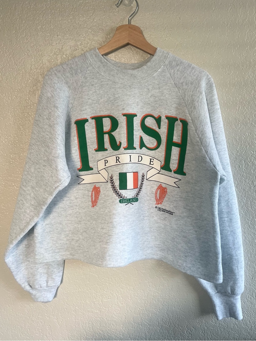 Vintage Irish Pride Cropped Sweatshirt Fruit of the Loom Ireland Size Large